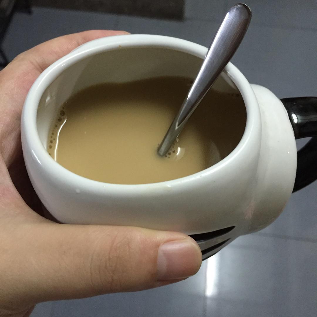 絲襪奶茶（正山小種版）的做法 步骤3