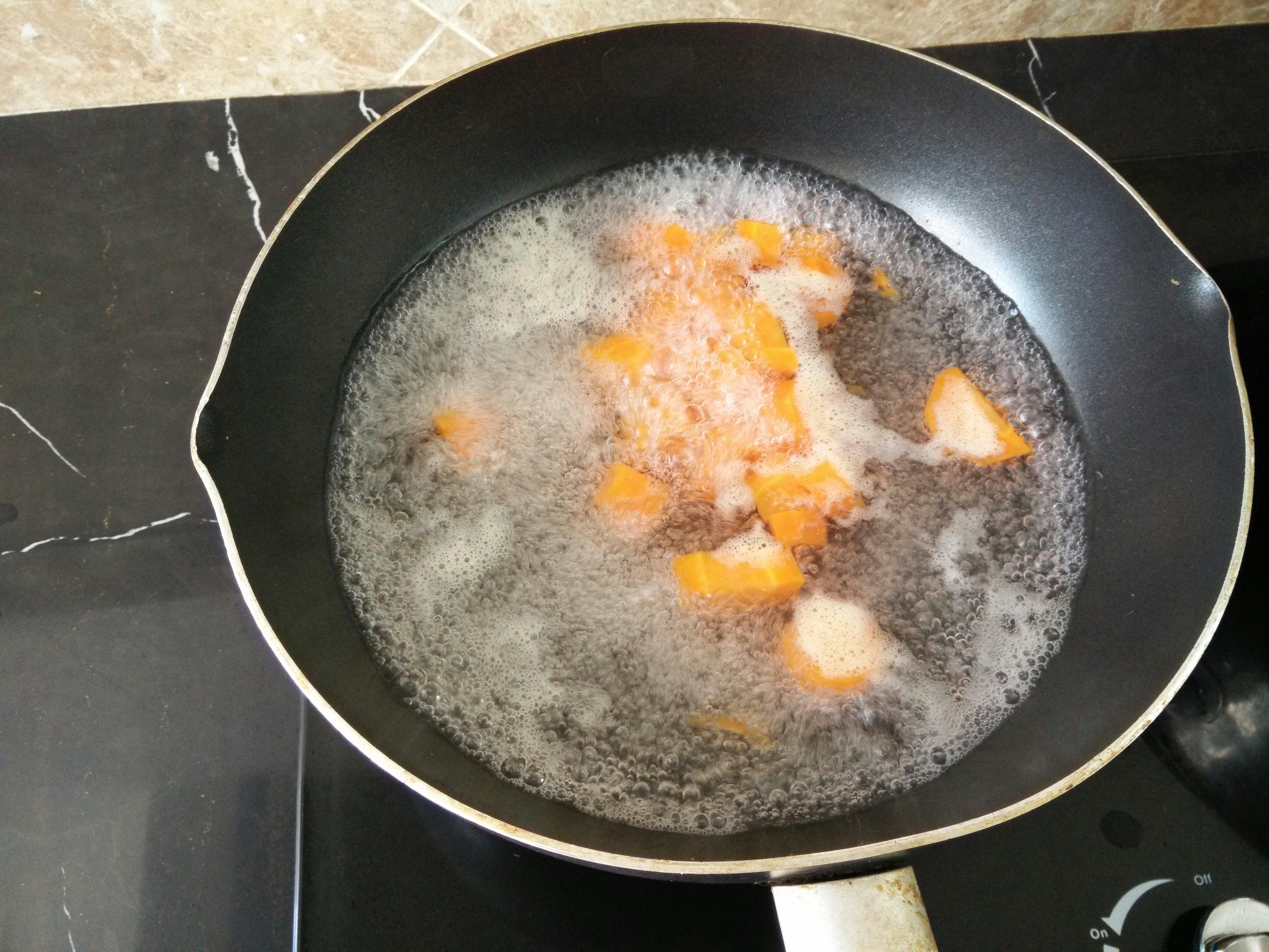 紅蘿蔔奶油吐司的做法 步骤2