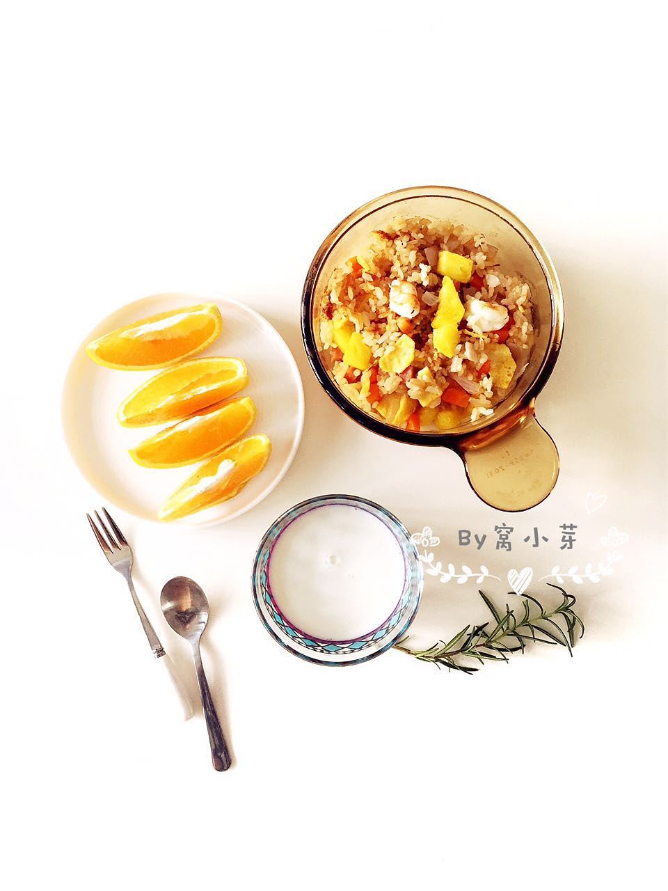 寶寶輔食：酸酸甜甜的蝦仁菠蘿炒飯-蝦的鮮味、菠蘿的清爽酸甜完美融於米飯，胃口大開的做法 步骤12