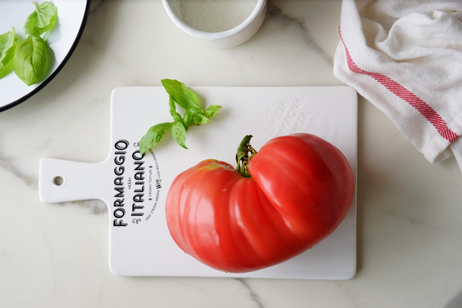 清爽番茄沙拉的做法 步骤1