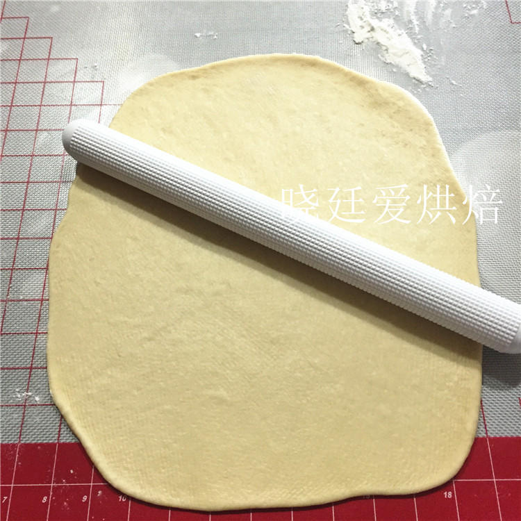 煉乳手撕包----換個造型凹面包的做法 步骤4