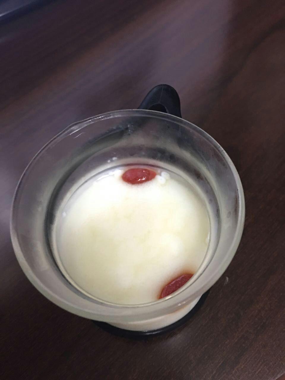 牛奶果凍（海燕窩版）的做法 步骤3
