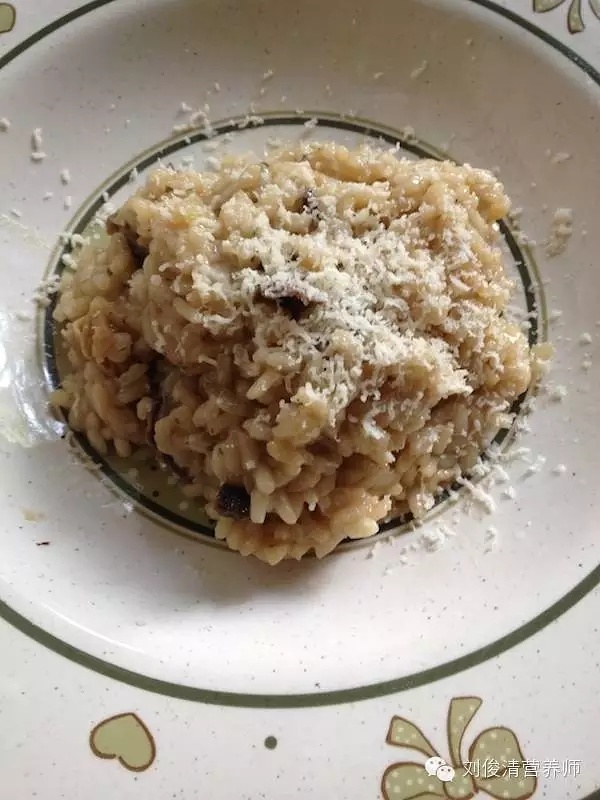 義大利牛肝菌燉飯的做法 步骤9