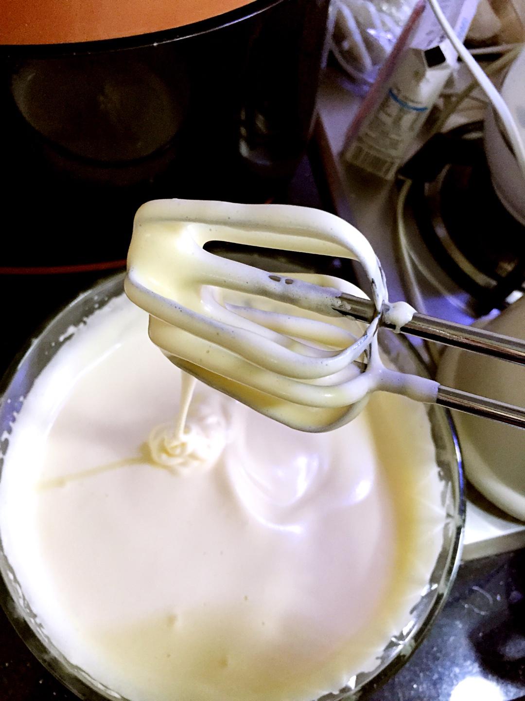 堡爾美克-海綿蛋糕杯底之櫻桃酸奶杯的做法 步骤4