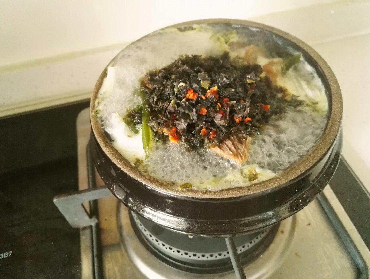 韓式海帶嫩豆腐湯的做法 步骤2
