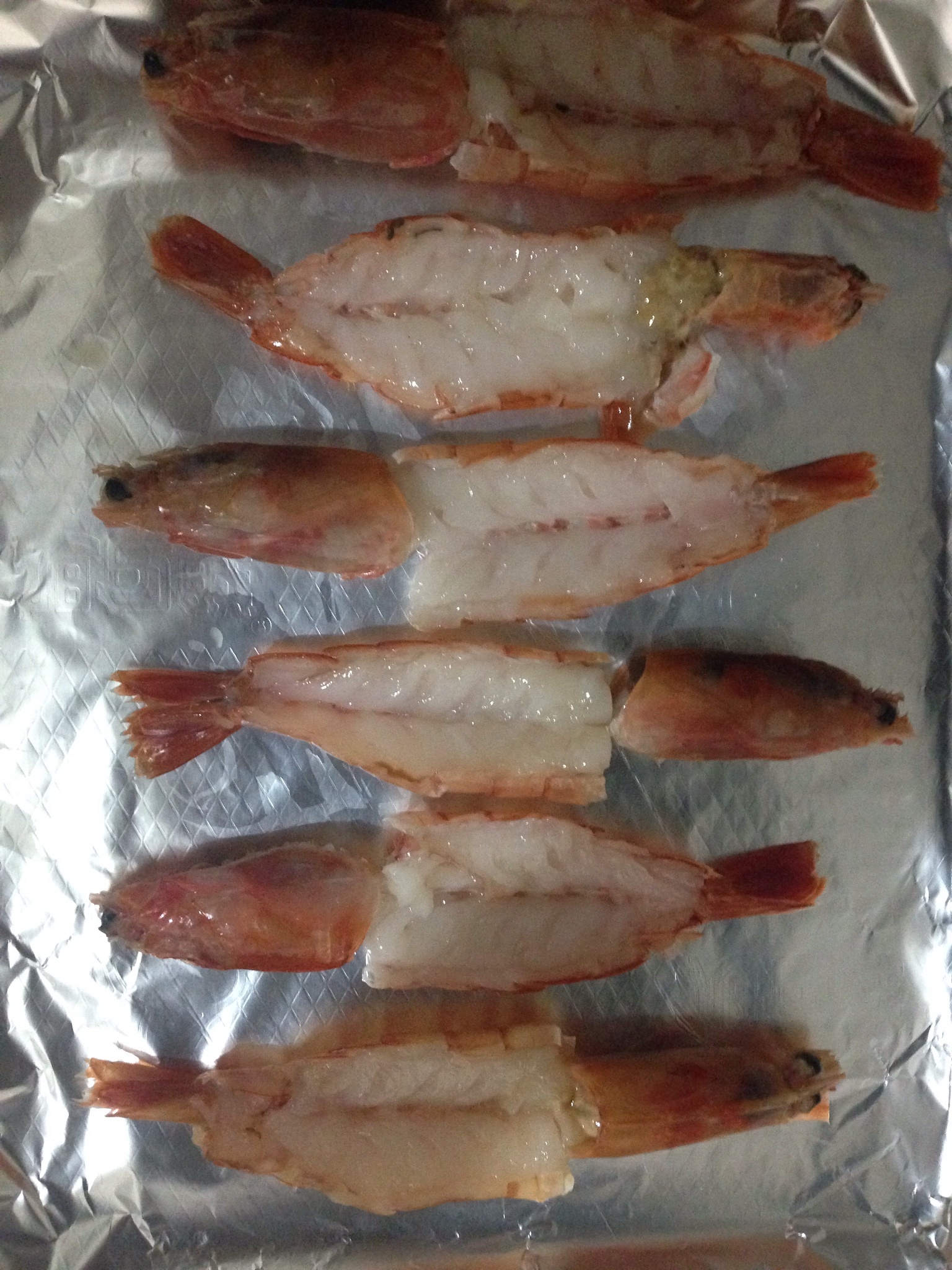 蒜蓉烤阿根廷紅蝦的做法 步骤1