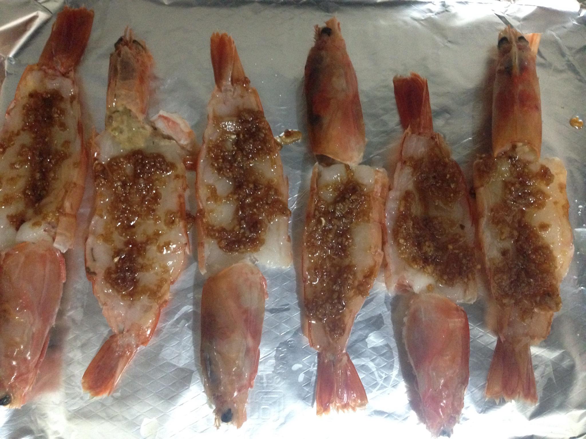 蒜蓉烤阿根廷紅蝦的做法 步骤2