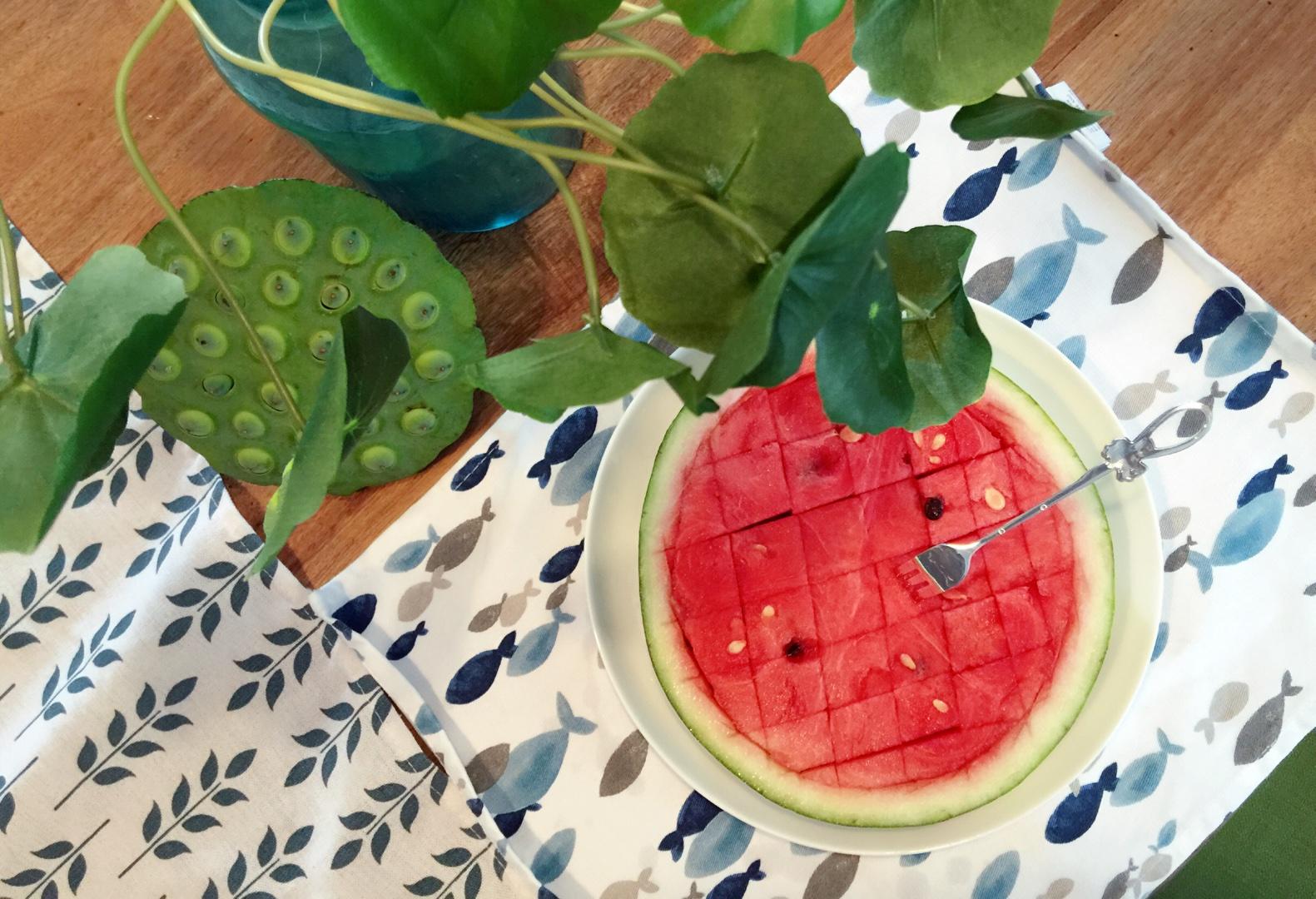 很有夏天的感覺嘻嘻୧(﹒︠ᴗ﹒︡)西瓜恰恰~科學愉快地吃瓜的做法 步骤4