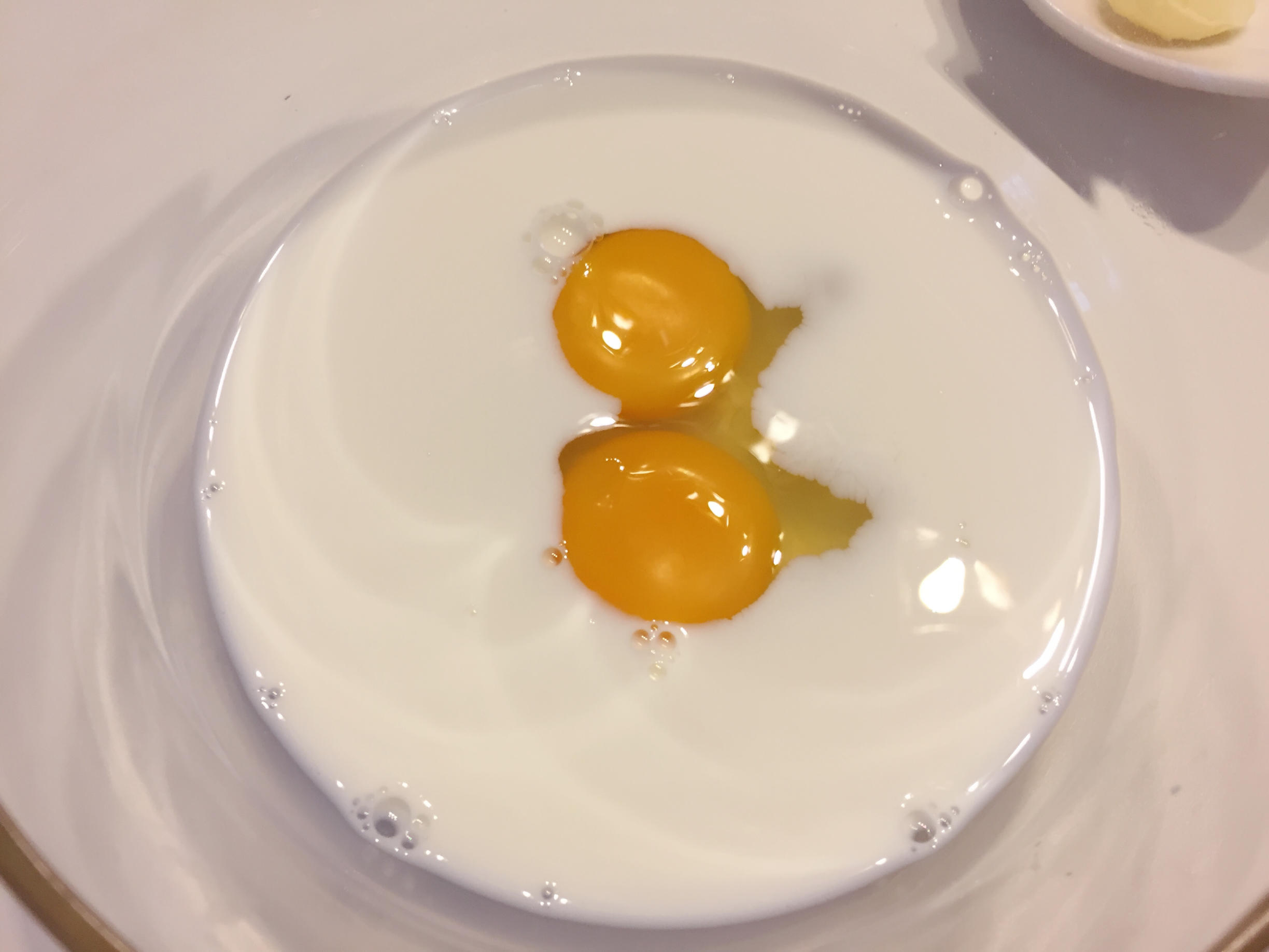 寶寶輔食：法式吐司砂鍋（Casserole ）-法棍混合雞蛋液焗烤後香甜柔軟，配合藍莓火腿丁，愛上這種獨特口感的做法 步骤4