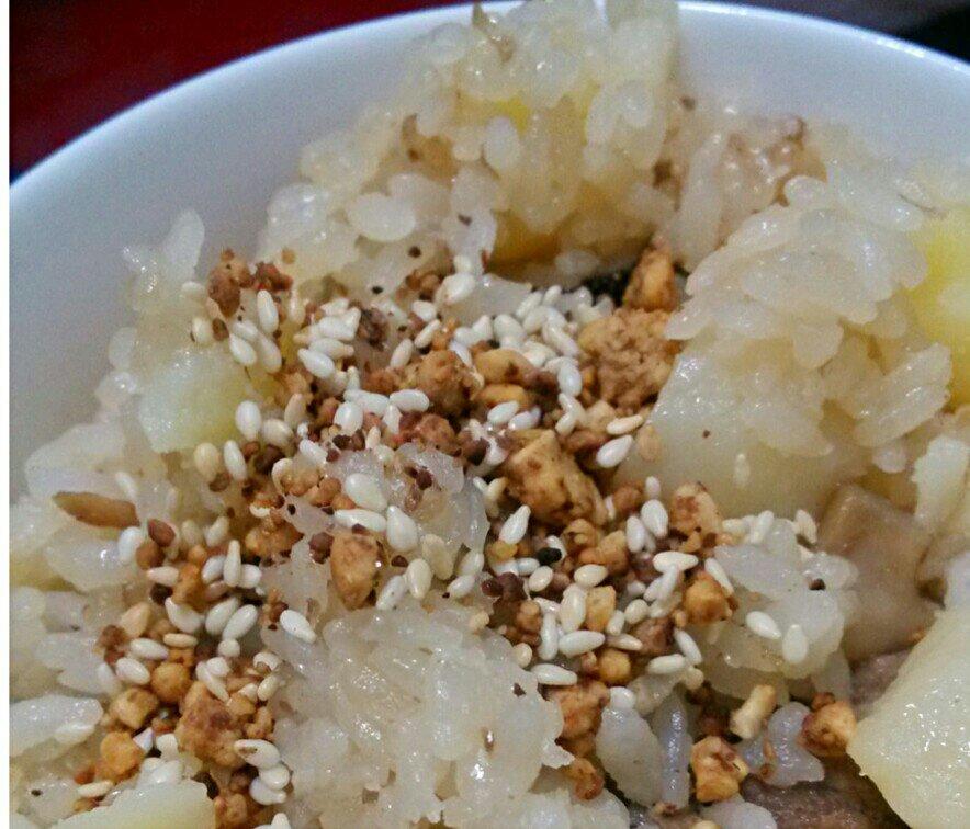 香香噠土豆排骨悶飯的做法 步骤16