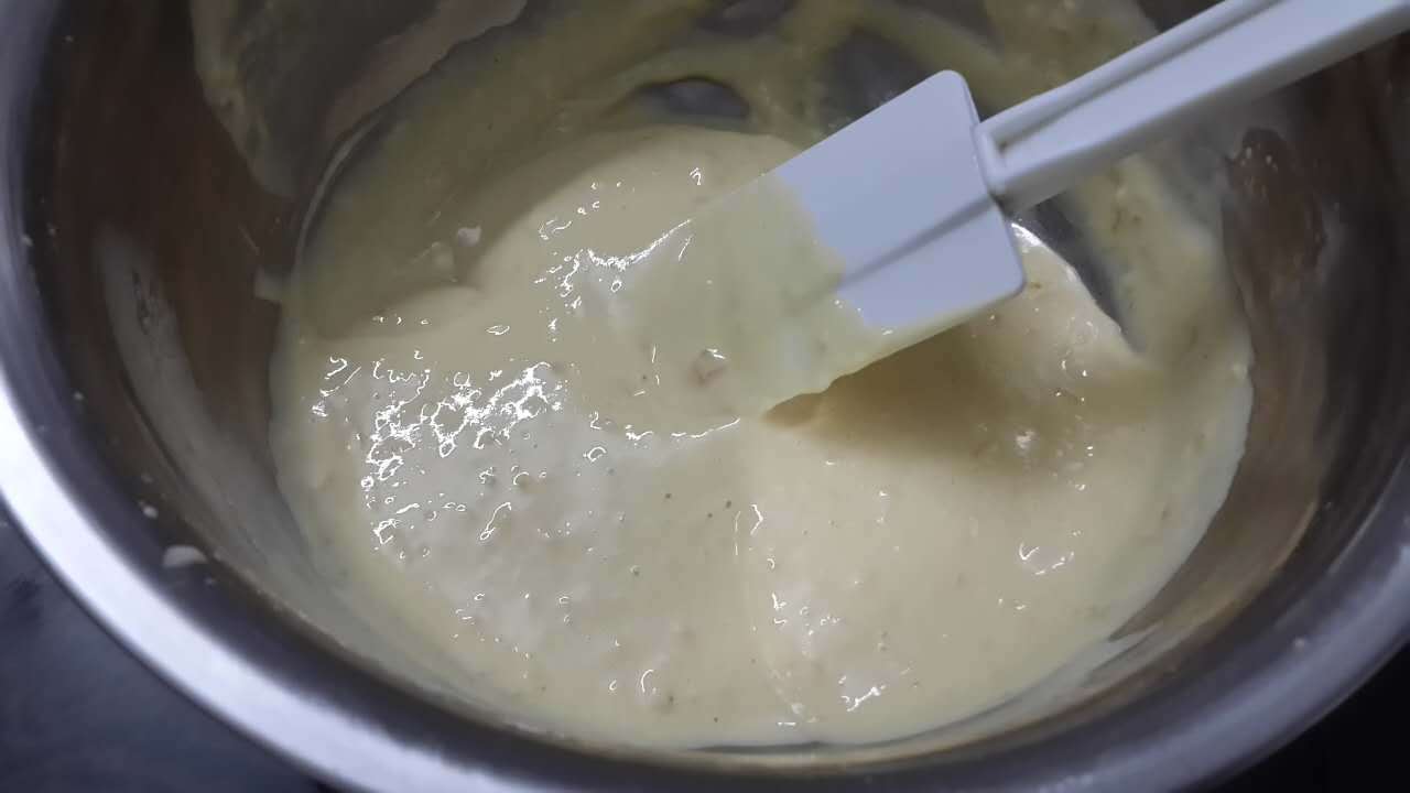無油酸奶蛋糕【內附脫水酸奶模擬輕乳酪做法】淡淡滴芝士蛋糕口感的做法 步骤4