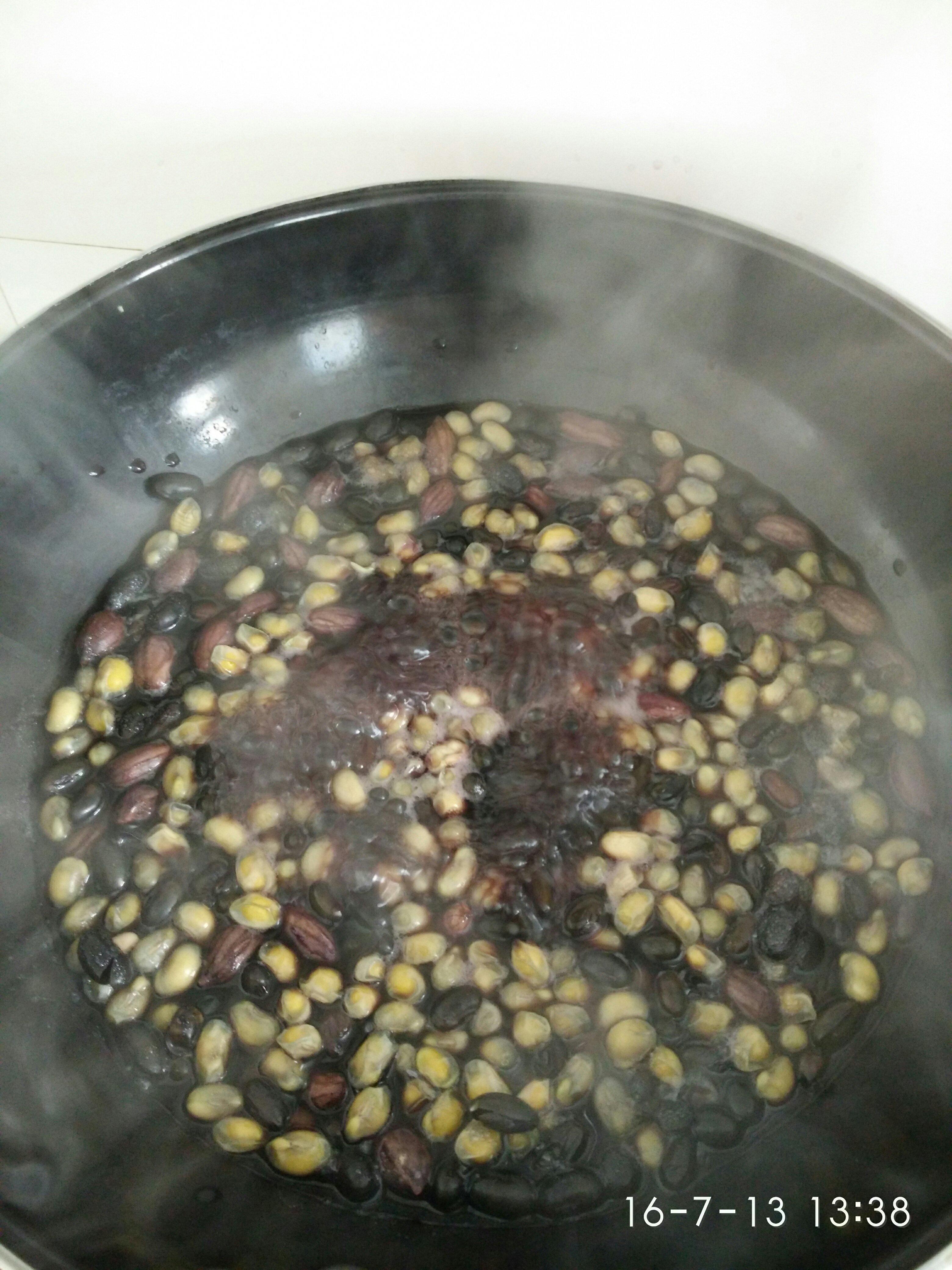醬黃豆花生米黑豆的做法 步骤2