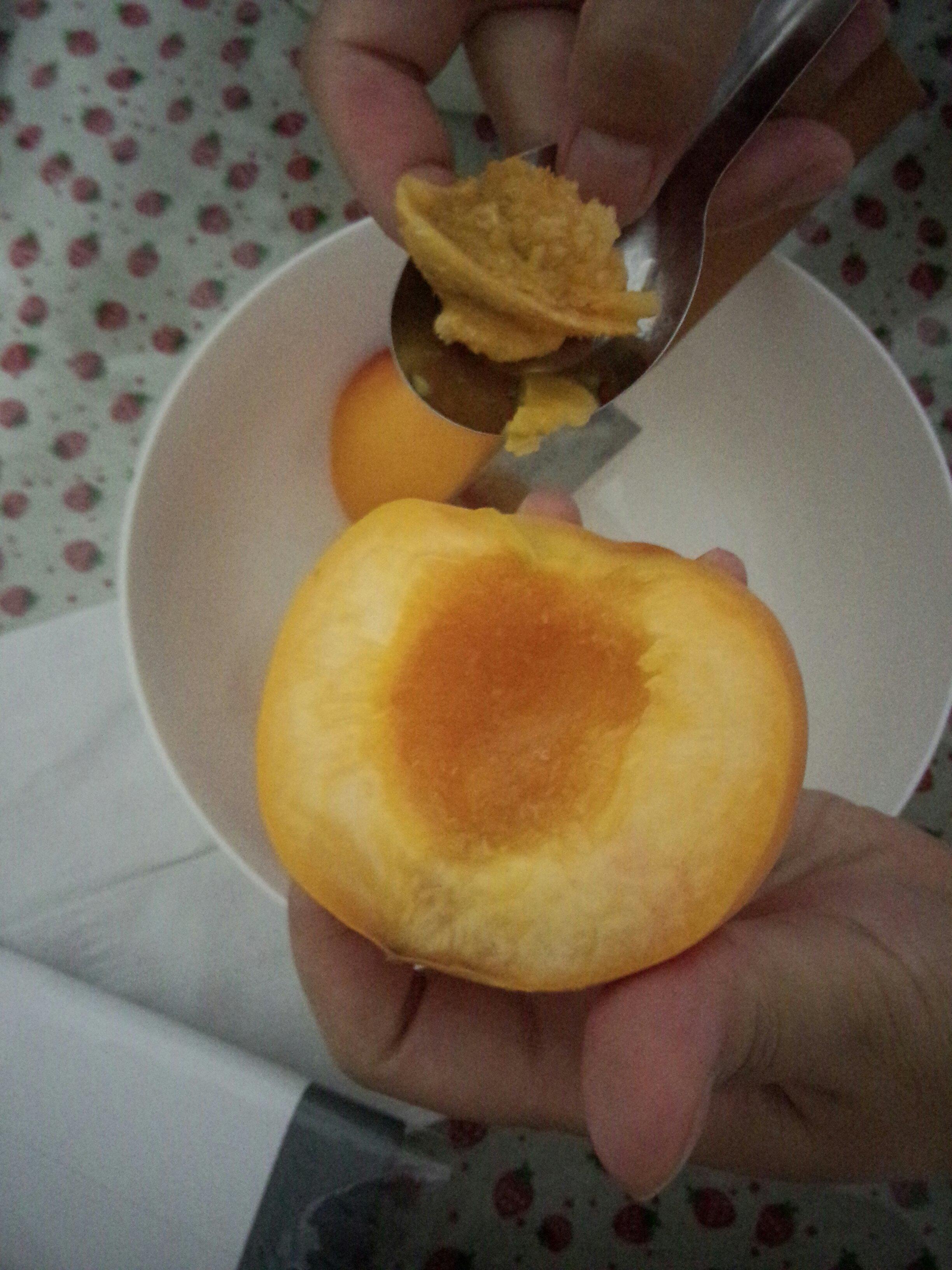 黃桃罐頭（怎樣做出超市買的那樣漂亮的整瓣桃子）的做法 步骤7