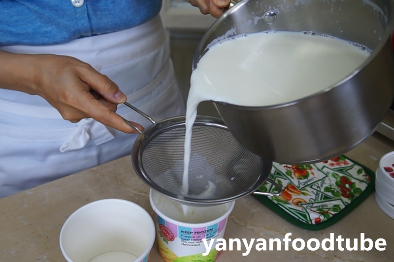 烤箱自制酸奶 Homemade Greek Yoghurt的做法 步骤5