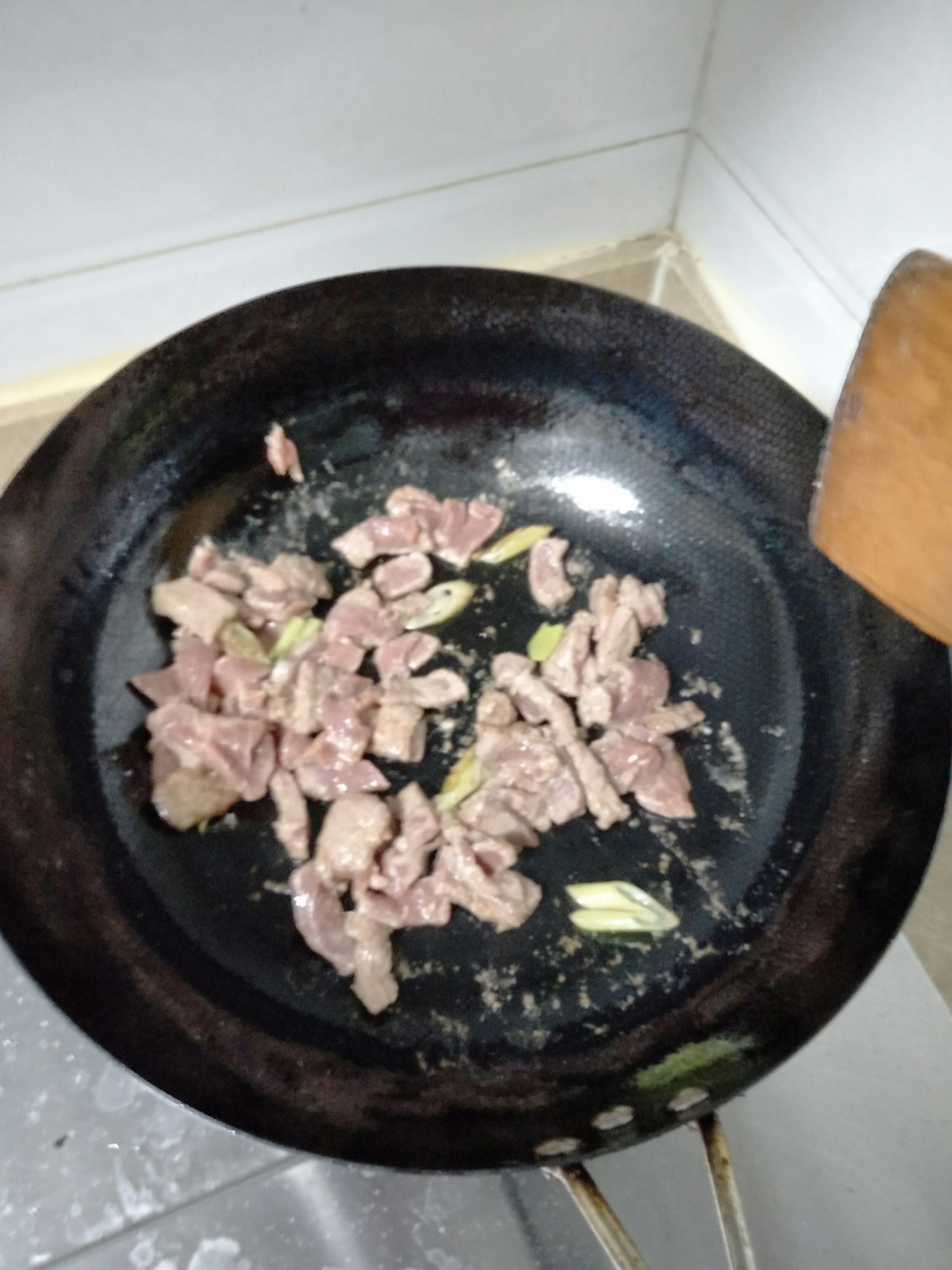 孜然蔬菜牛肉的做法 步骤4