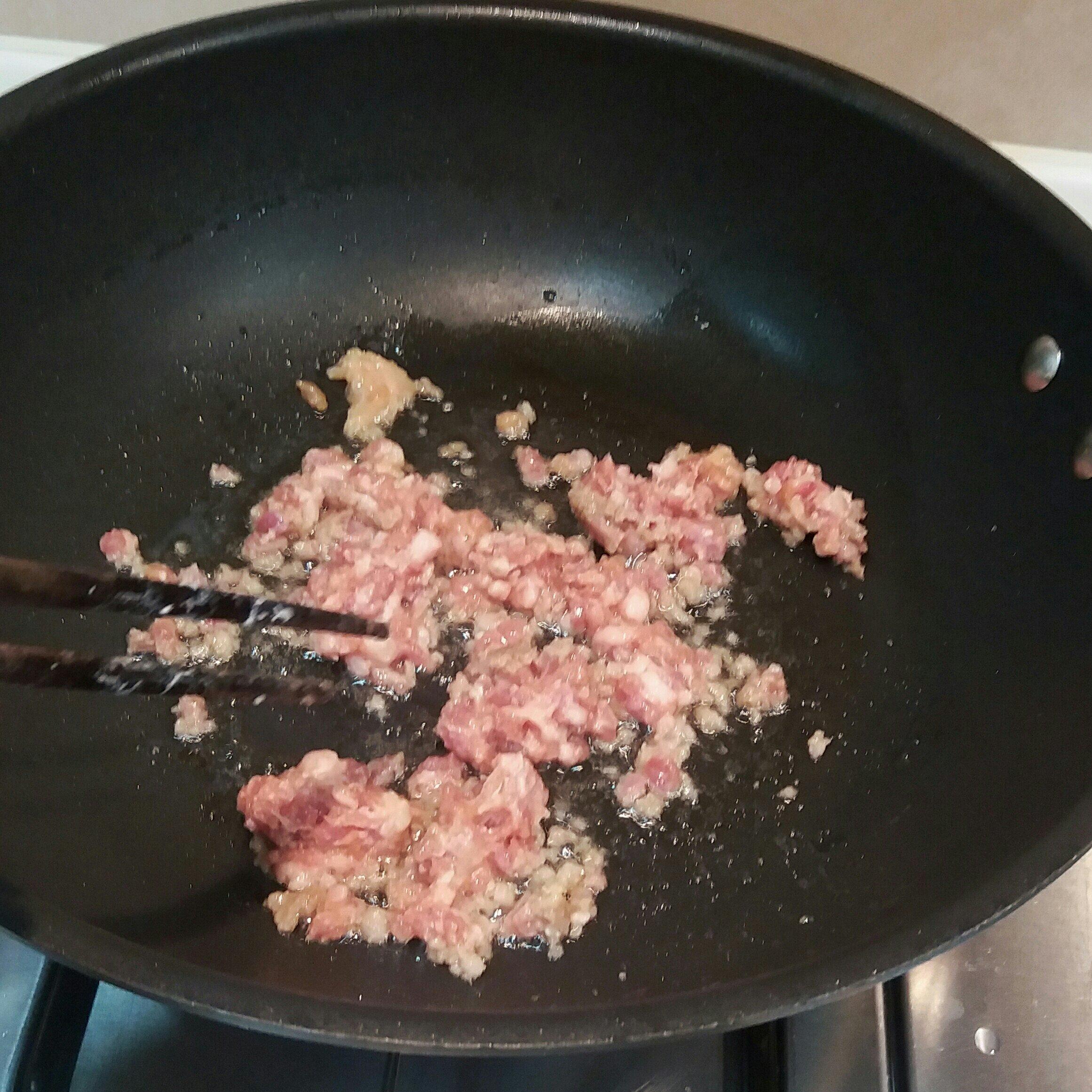 豆角粒肉末煎蛋的做法 步骤2
