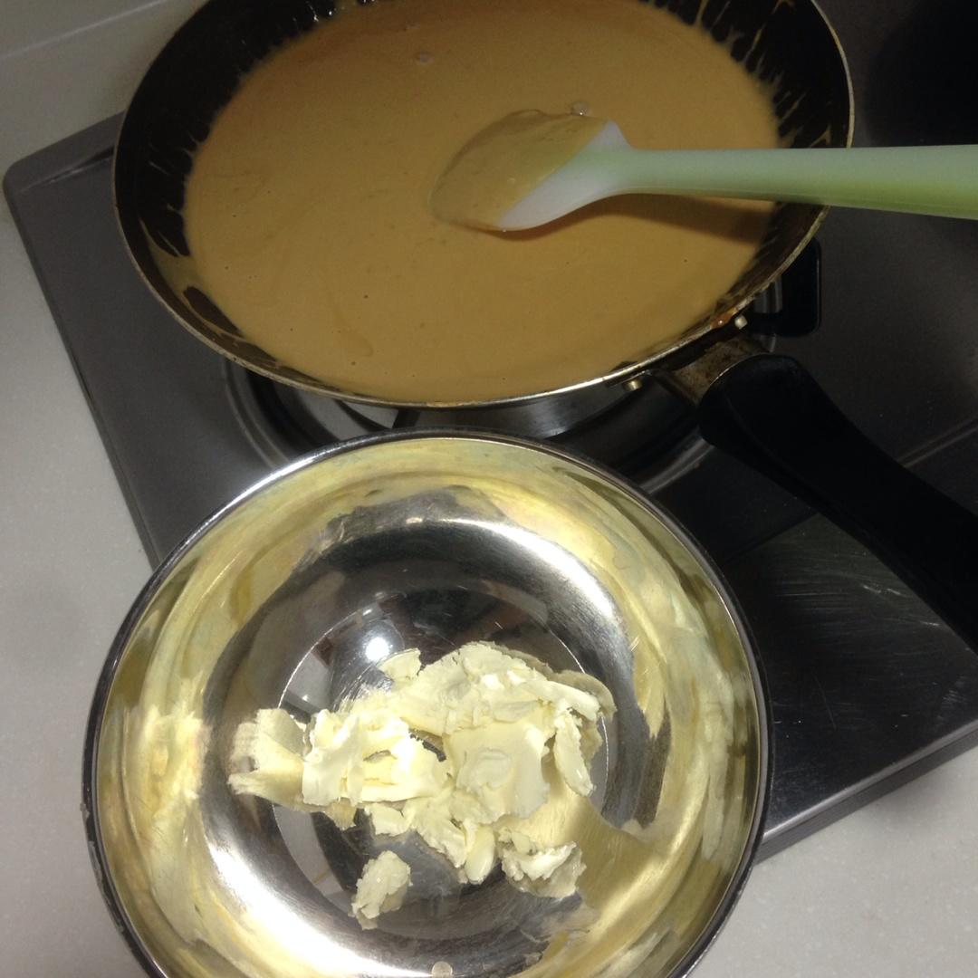 「餅旋風」—咖啡巧克力餅乾碎冰淇淋的做法 步骤3