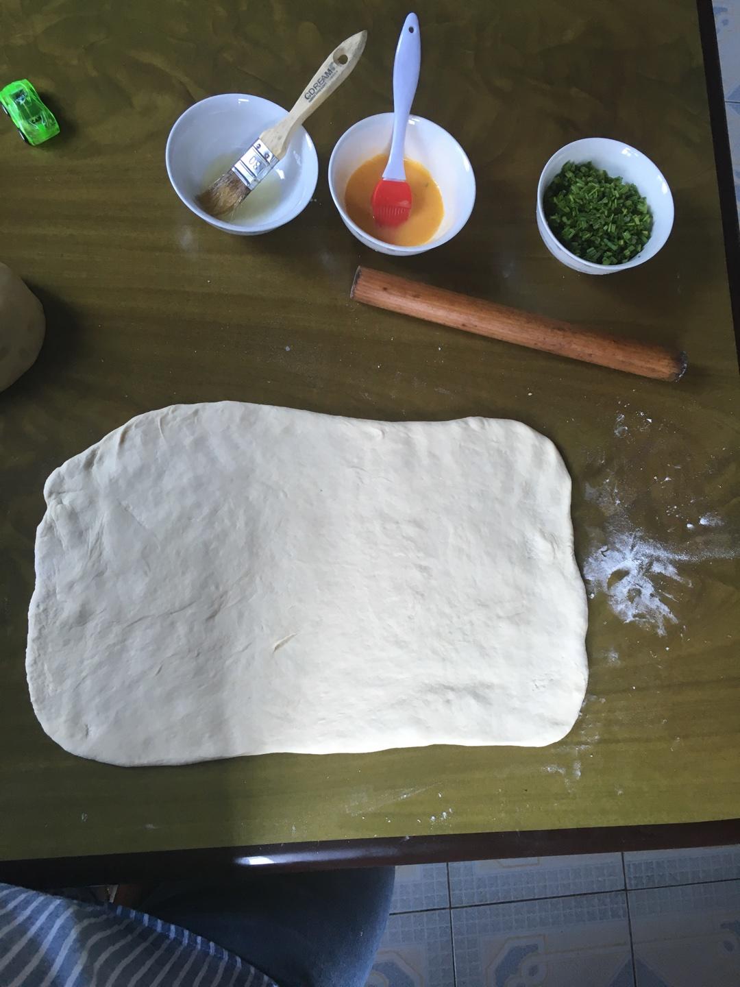 蔥油燒餅的做法 步骤4