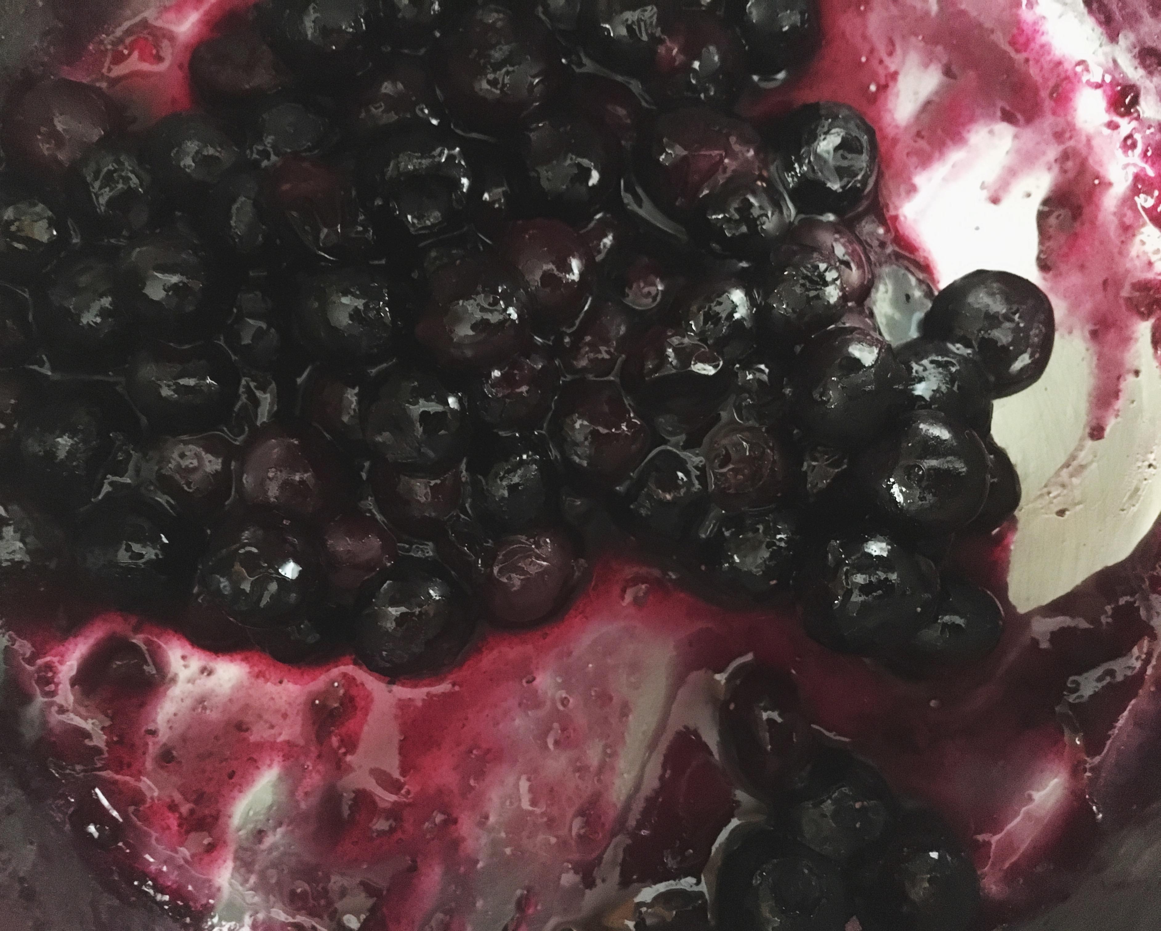 夏日裏的夢幻紫 --- 藍莓薰衣草冰淇淋的做法 步骤1