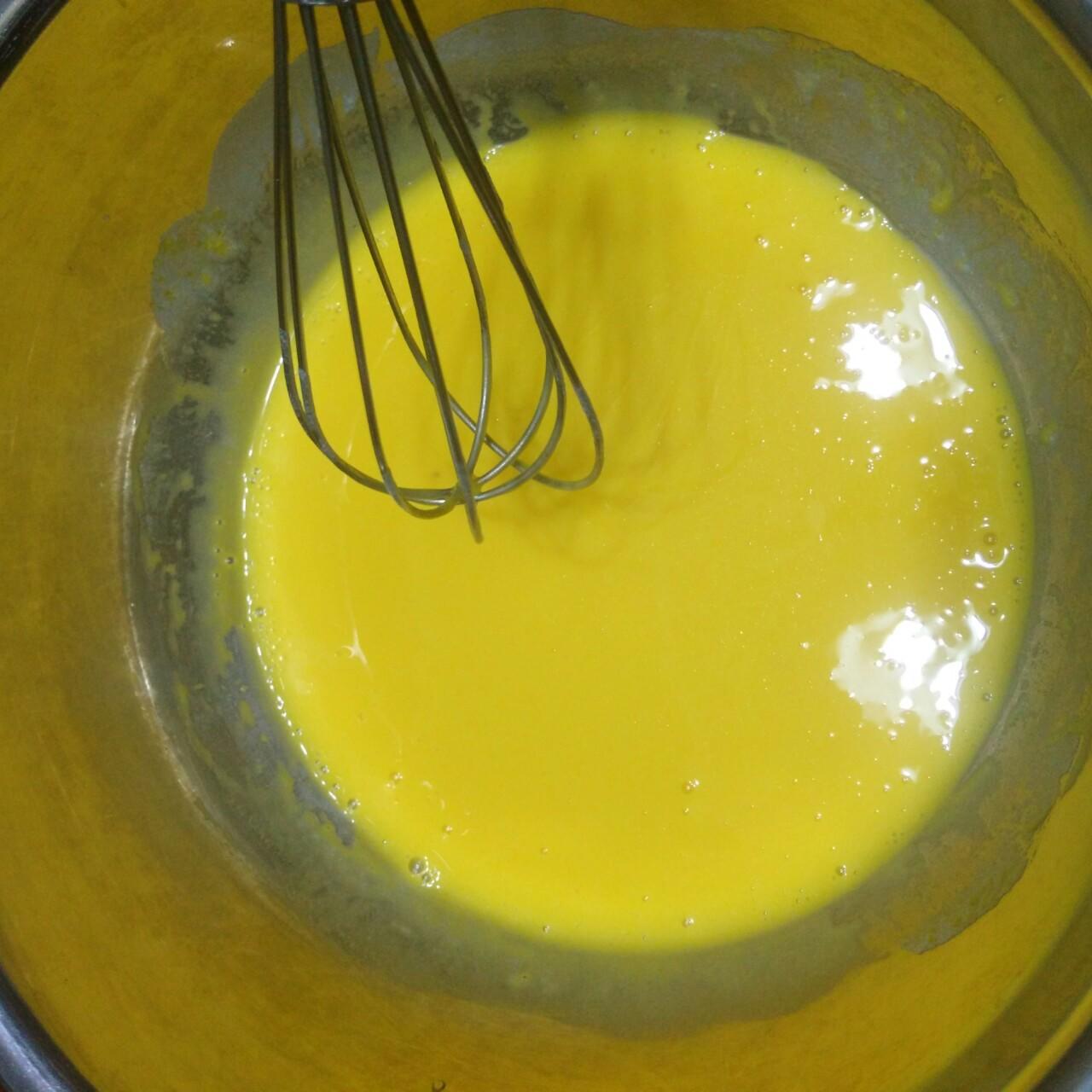 芒果黃桃奶油蛋糕卷的做法 步骤10
