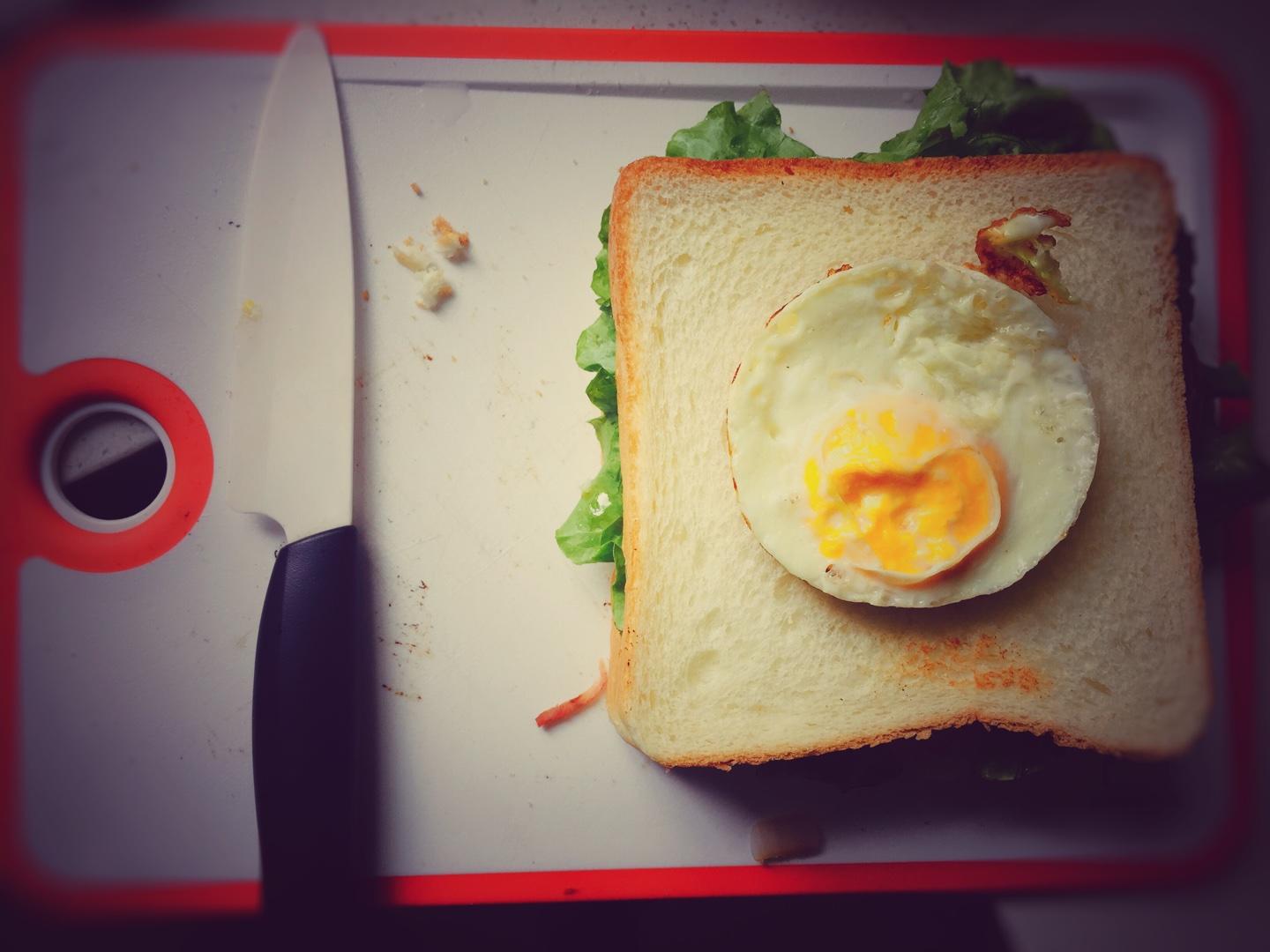 蔬菜雞蛋三明治的做法 步骤3