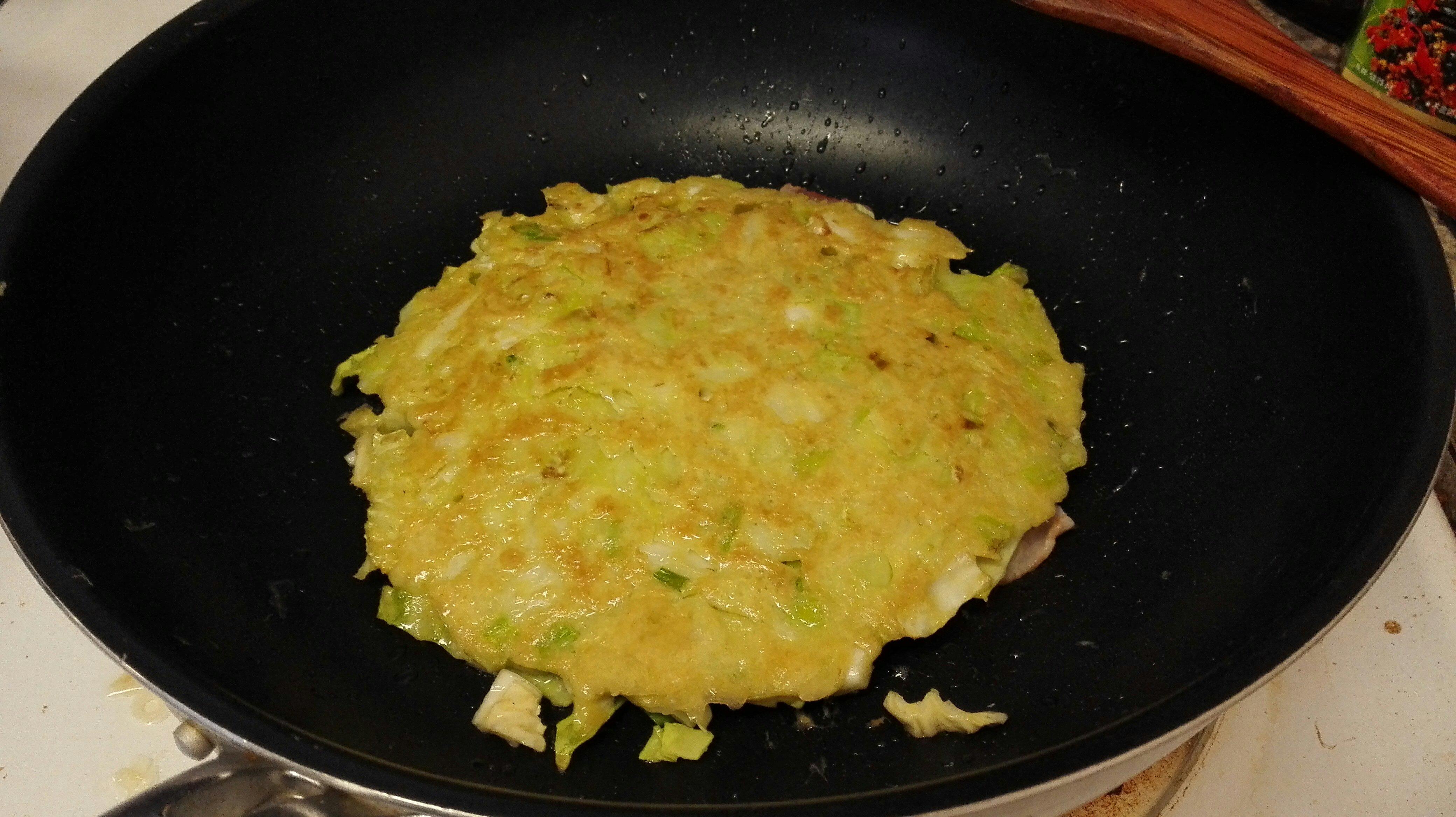 Okonomiyaki的做法 步骤4