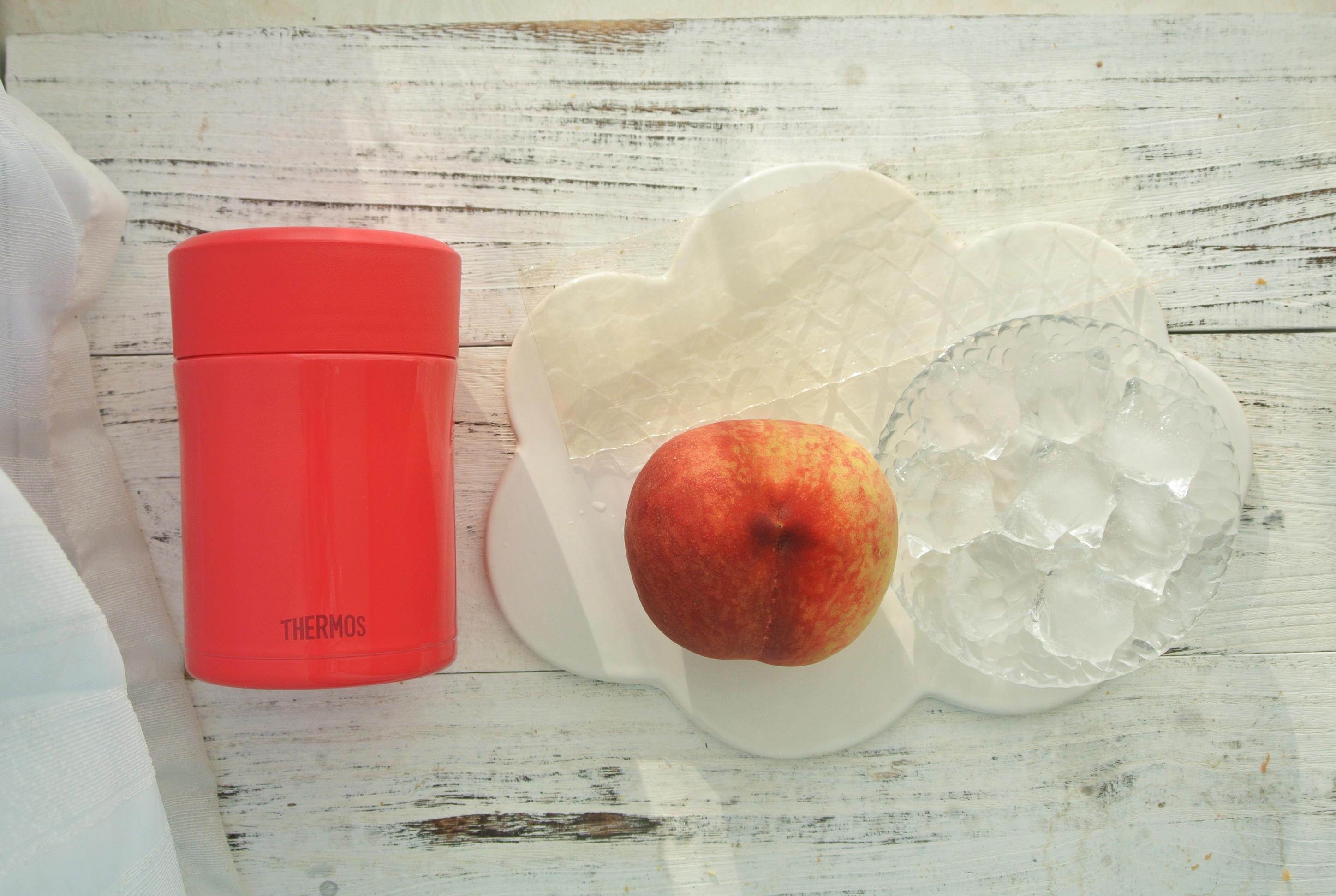 膳魔師魔法燜燒罐——夏日清爽蜜桃果凍的做法 步骤1