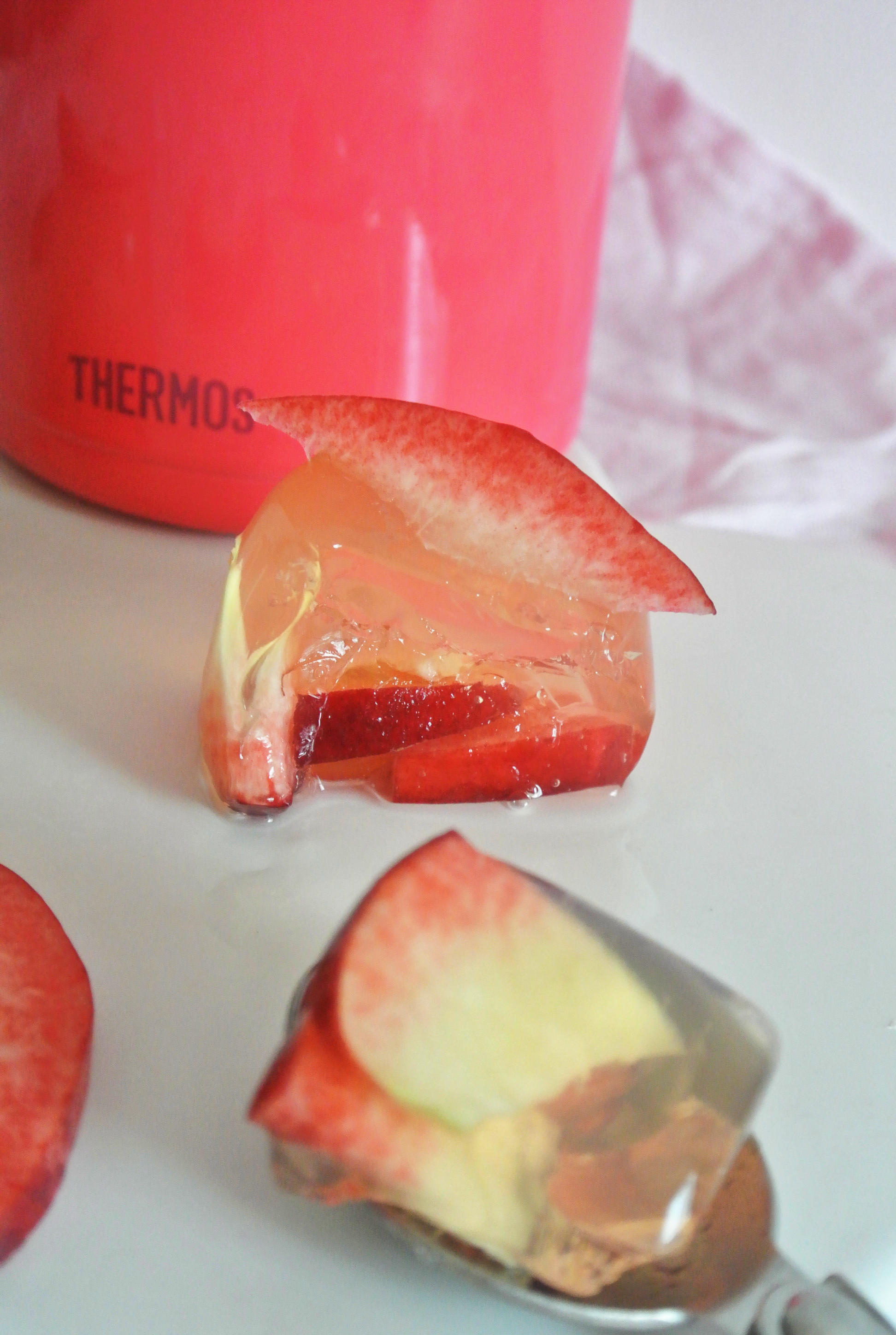 膳魔師魔法燜燒罐——夏日清爽蜜桃果凍的做法 步骤6