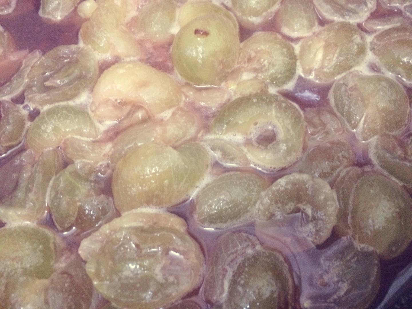 吃不到的葡萄是酸的之提子果醬的做法 步骤5