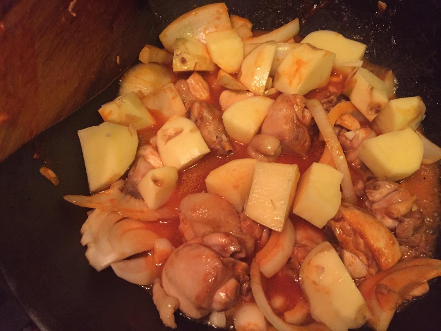 韓式辣醬燜雞肉洋蔥土豆的做法 步骤9