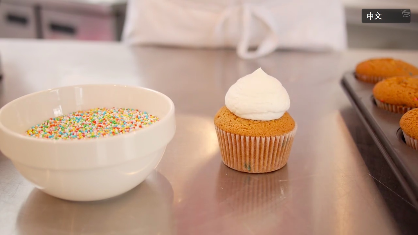 彩虹糖針Cupcake - Cupcake Jemma的做法 步骤10