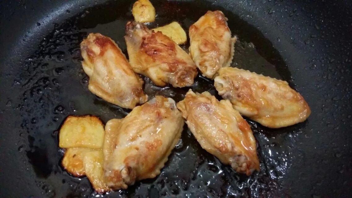 煎鍋版烤雞翅的做法 步骤5