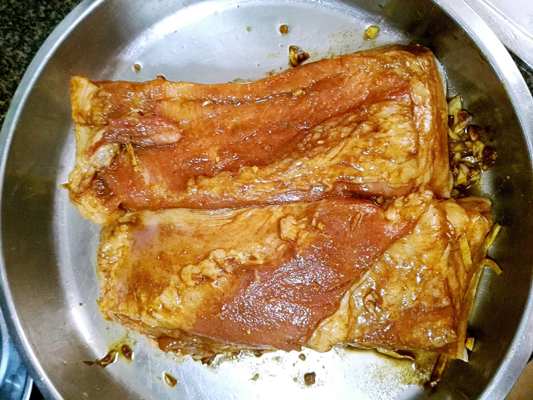黃金脆皮豬肉的做法 步骤2