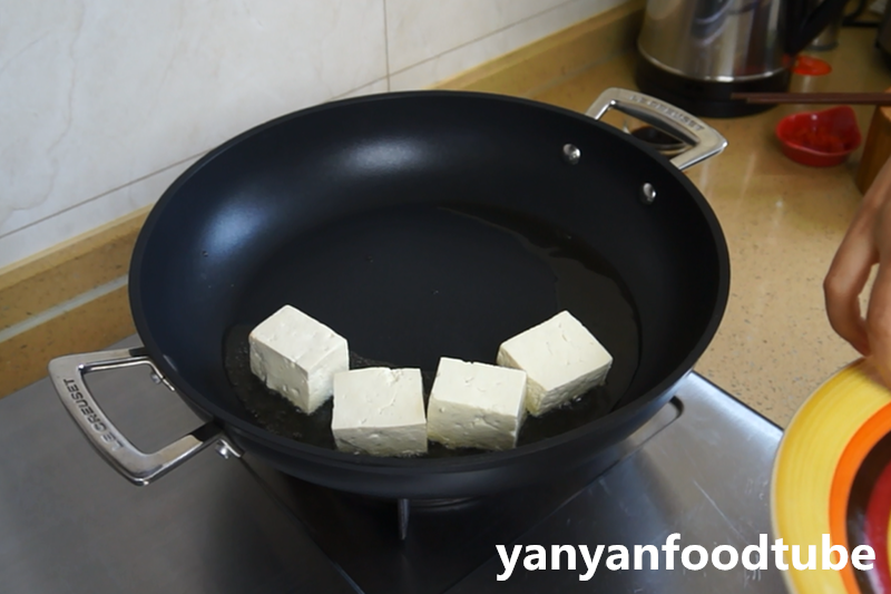 釀豆腐 豆腐箱 Tofu with Pork Mince Filling的做法 步骤4