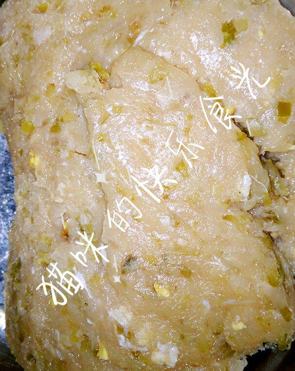 蘇式雞肉榨菜月餅的做法 步骤3