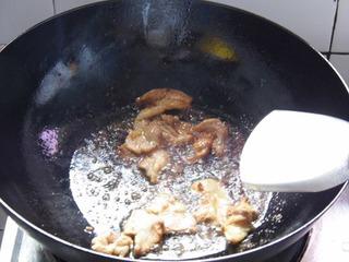 尖椒千張炒肉片的做法 步骤6
