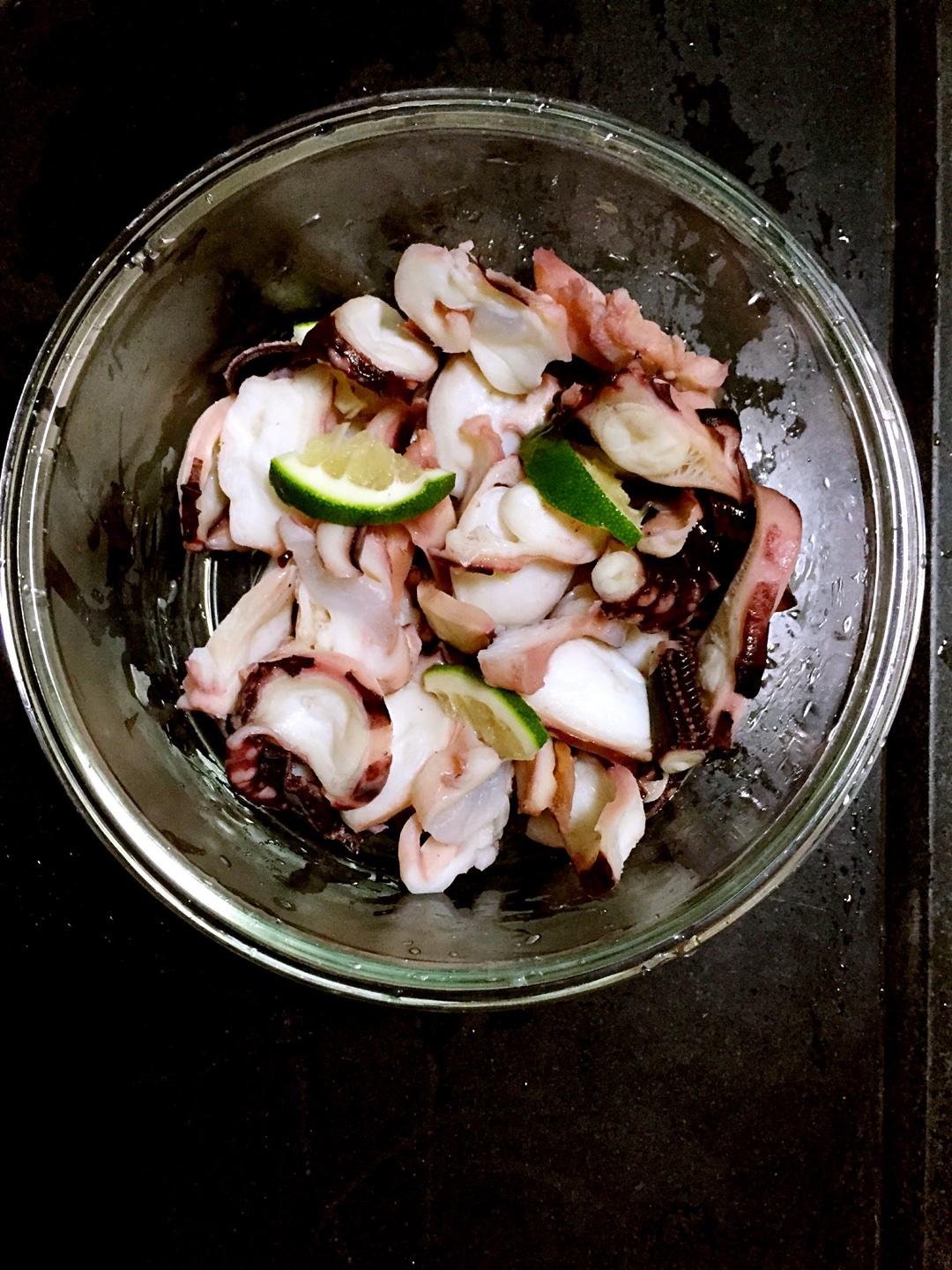 牛油果西柚章魚沙律的做法 步骤4