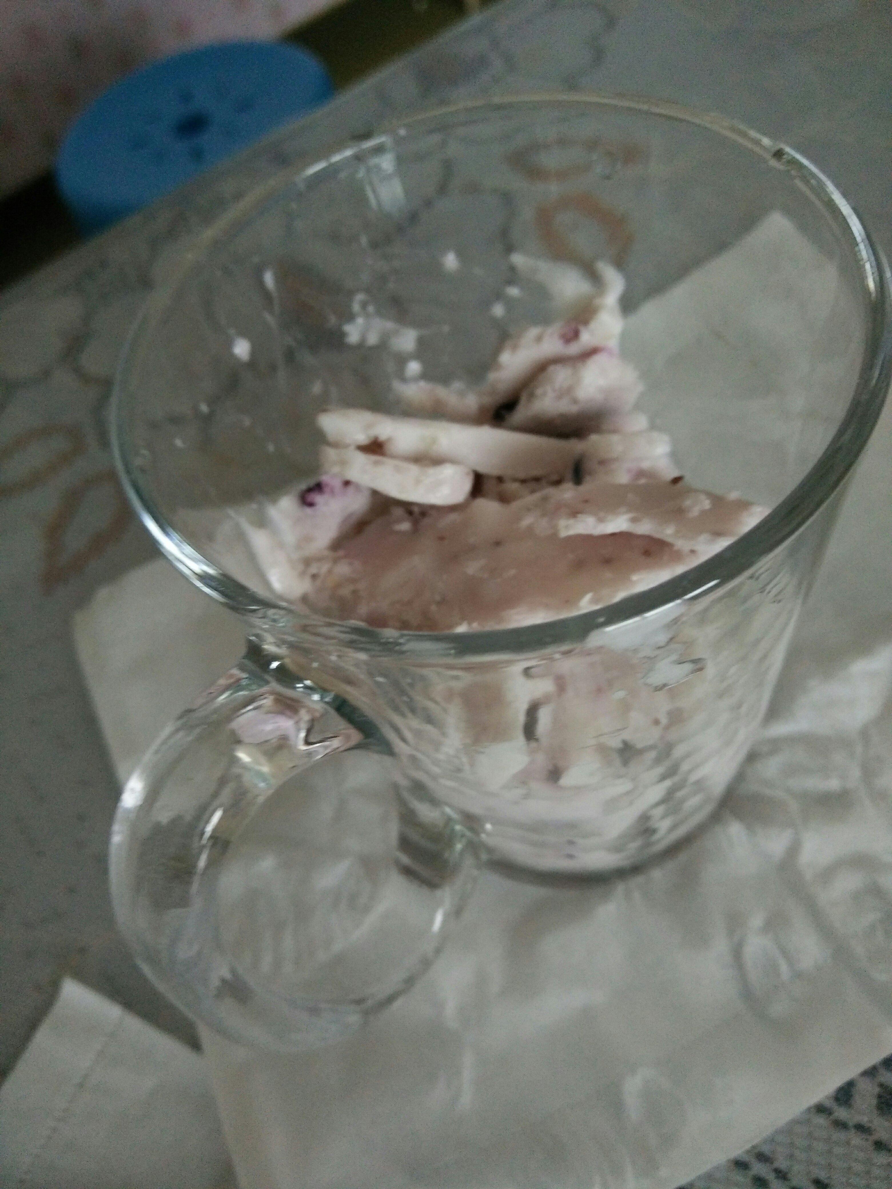 藍莓味炒酸奶的做法 步骤2