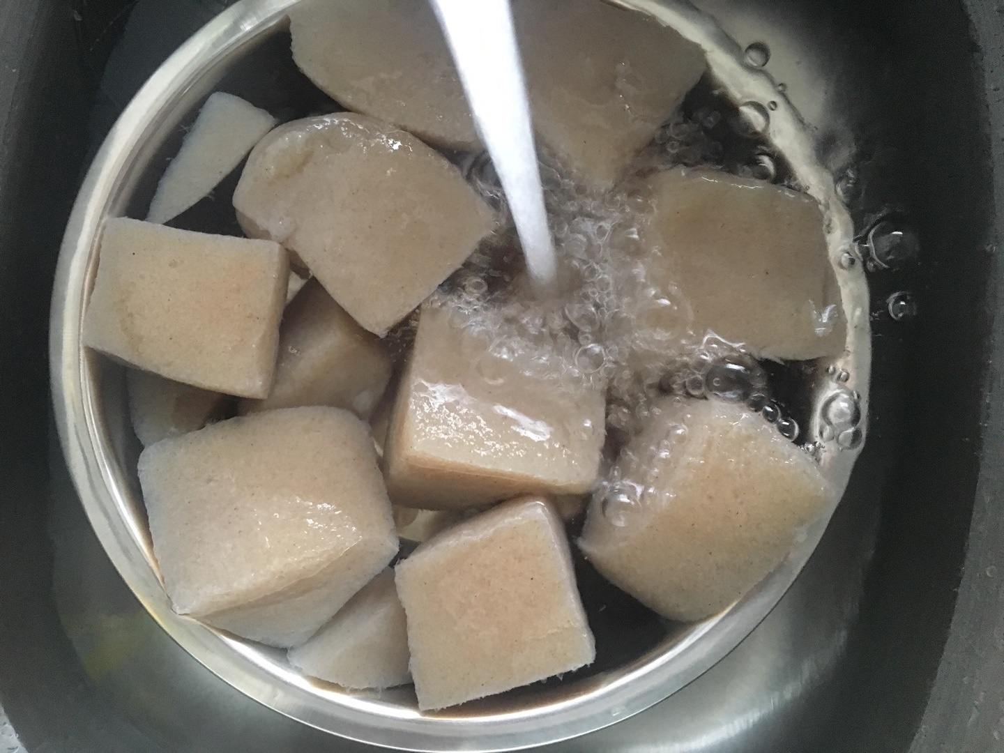 自制魔芋豆腐 ——零熱量的減肥食品的做法 步骤6