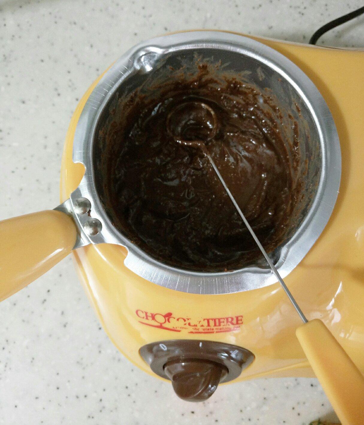 超簡單美味奶油戚風棒棒糖蛋糕的做法 步骤6