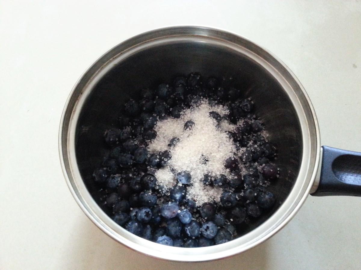 爆漿大顆粒藍莓醬的做法 步骤1