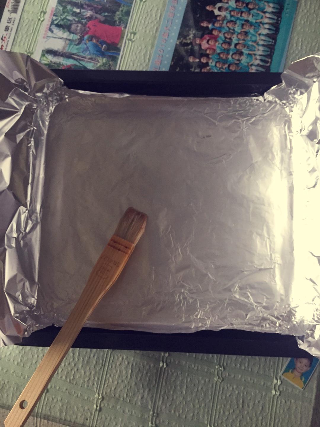 烤箱版錫紙蒜泥花甲的做法 步骤3