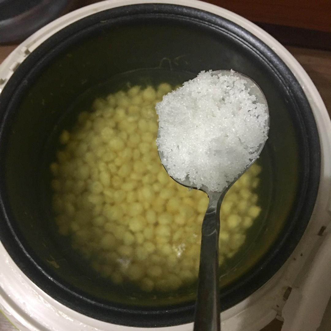糖水玉米粒的做法 步骤5