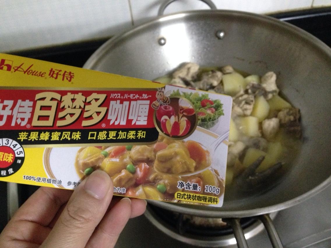 咖哩土豆雞 蓋澆飯的做法 步骤4