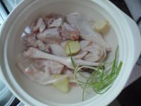 砂鍋燉土雞的做法的做法 步骤3