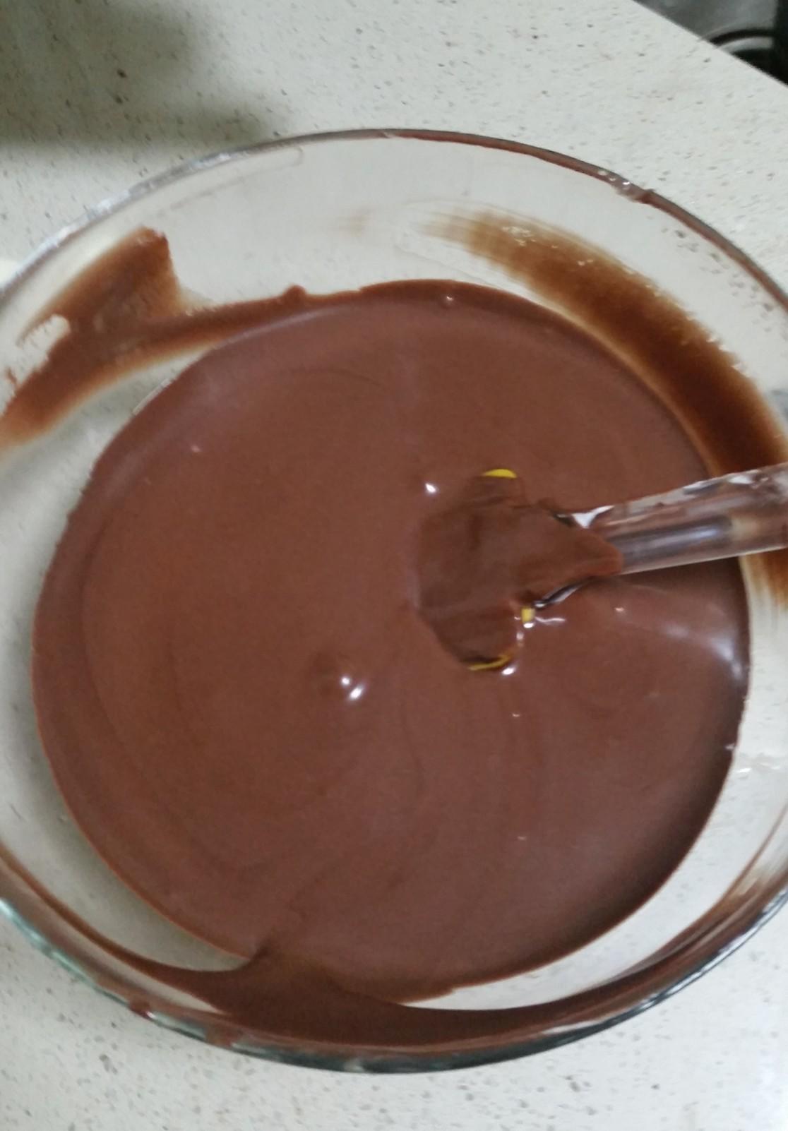 巧克力芭菲冰淇淋蛋糕的做法 步骤11