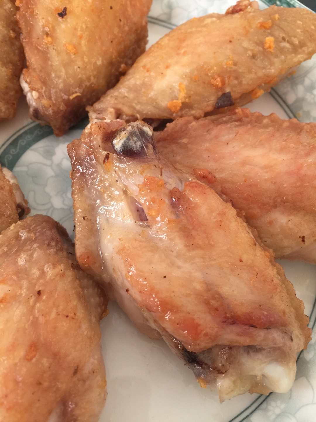 超級簡單好吃的油煎雞翅的做法 步骤5
