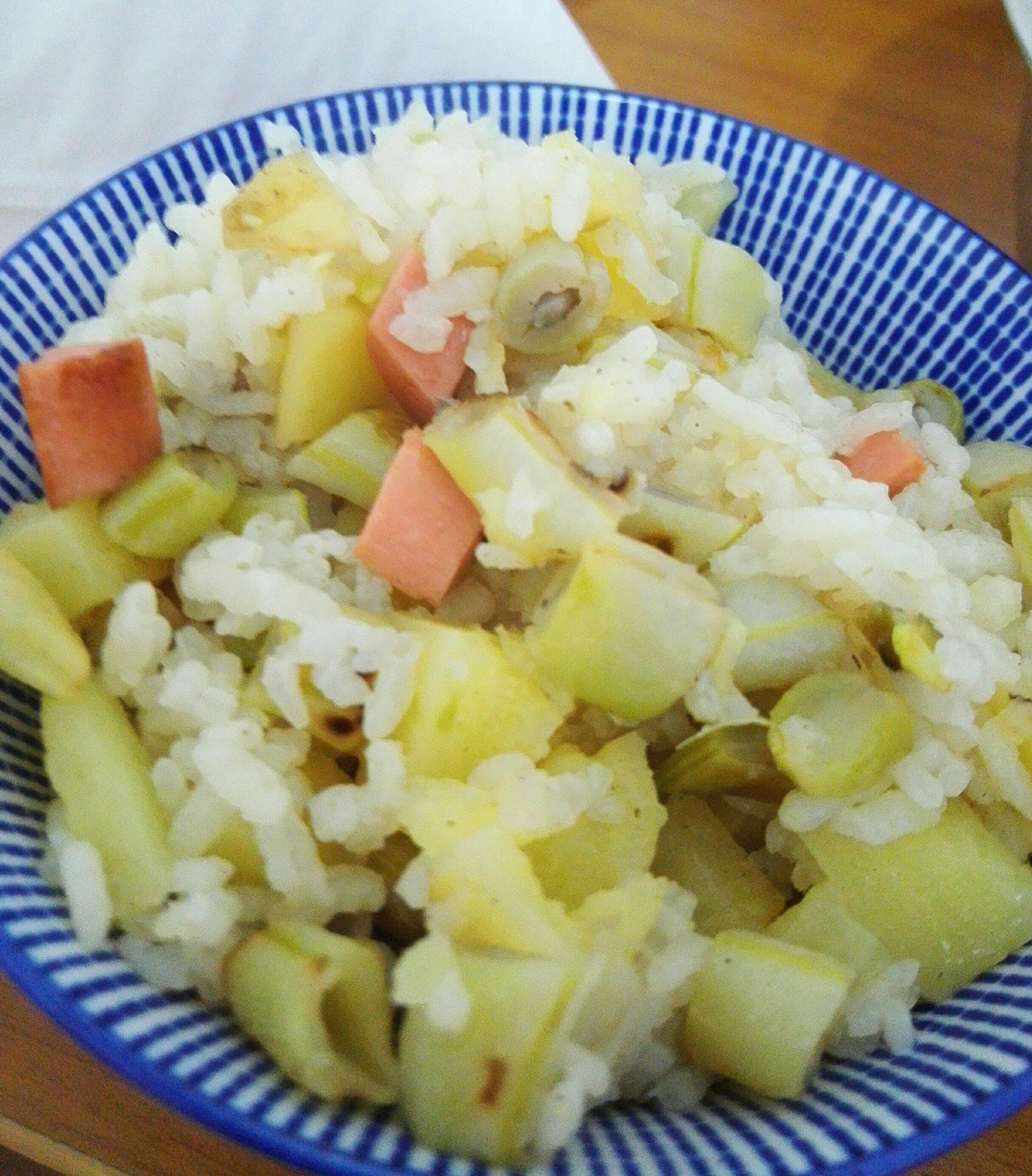 土豆、豆角燜飯（燒烤味，電飯煲可做）的做法 步骤1