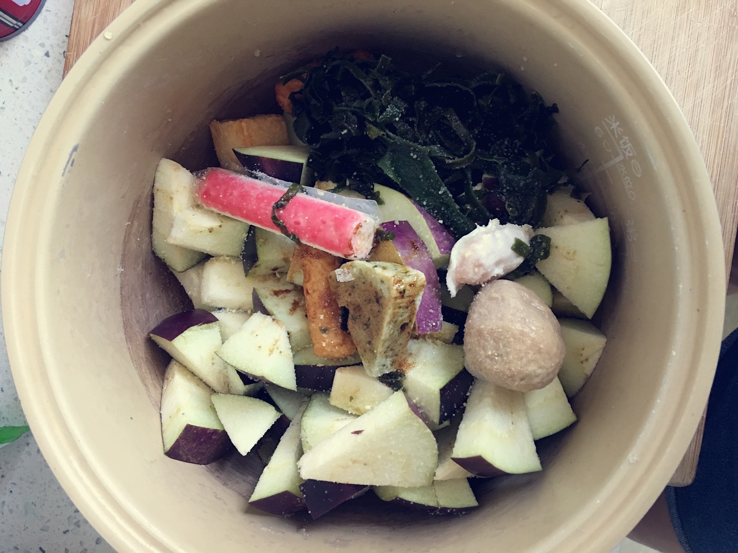 電飯鍋蔬菜丸子湯的做法 步骤2