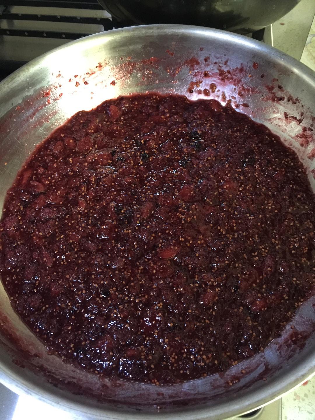 草莓桑葚果醬的做法 步骤8